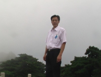 刘晗 照片