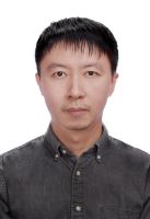 卢辰 照片