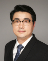 高俊亮 照片
