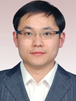 王召斌 照片