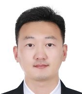 冯智 照片