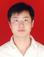 李建国 照片