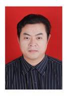 刘昭华 照片