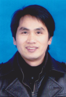 艾华水 照片