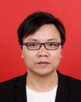 刘小春 照片