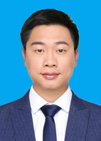 梁欢 照片