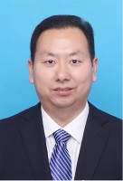 万哨凯 照片