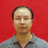 尹忠平 照片