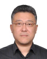 郭宏 照片