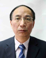 张毅 照片