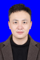 臧一天 照片