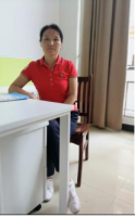 邓文丽 照片