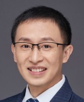 何健 照片