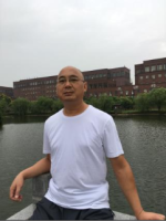 杨宗信 照片