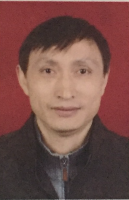 刘永忠 照片