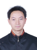 常勇 照片