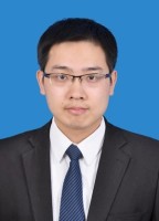 华佳东 照片