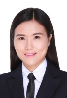 胡靓 照片