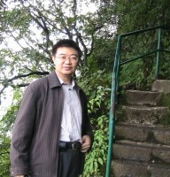 张正富 照片