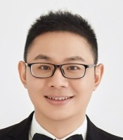 黄雷 照片