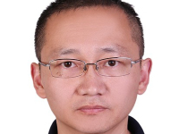刘俊 照片