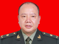 潘文东 照片