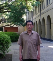 黄宝旭 照片