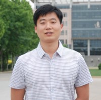 李在建 照片