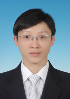 邓冠龙 照片