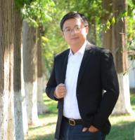 刘若谷 照片