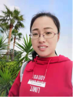 李肖 照片