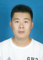 王伟 照片