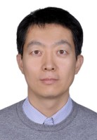 刘震 照片