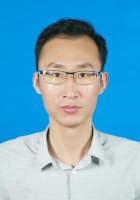 张英明 照片