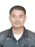 战久宇 照片