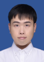 丁实 照片