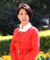 李英 照片