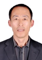 何保 照片