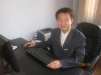 李胜 照片