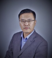 刘强 照片