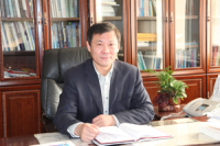 李庆伟 照片
