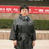 李群 照片