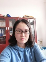 吕利 照片