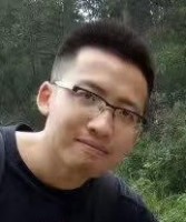 刘佳 照片