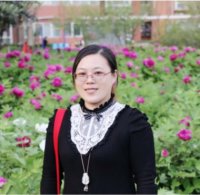 杨正群 照片