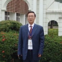 陈熙萌 照片