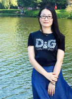 吴秀云 照片
