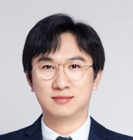 刘懿中 照片