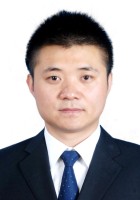 韦峥 照片