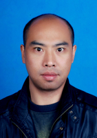董建华 照片